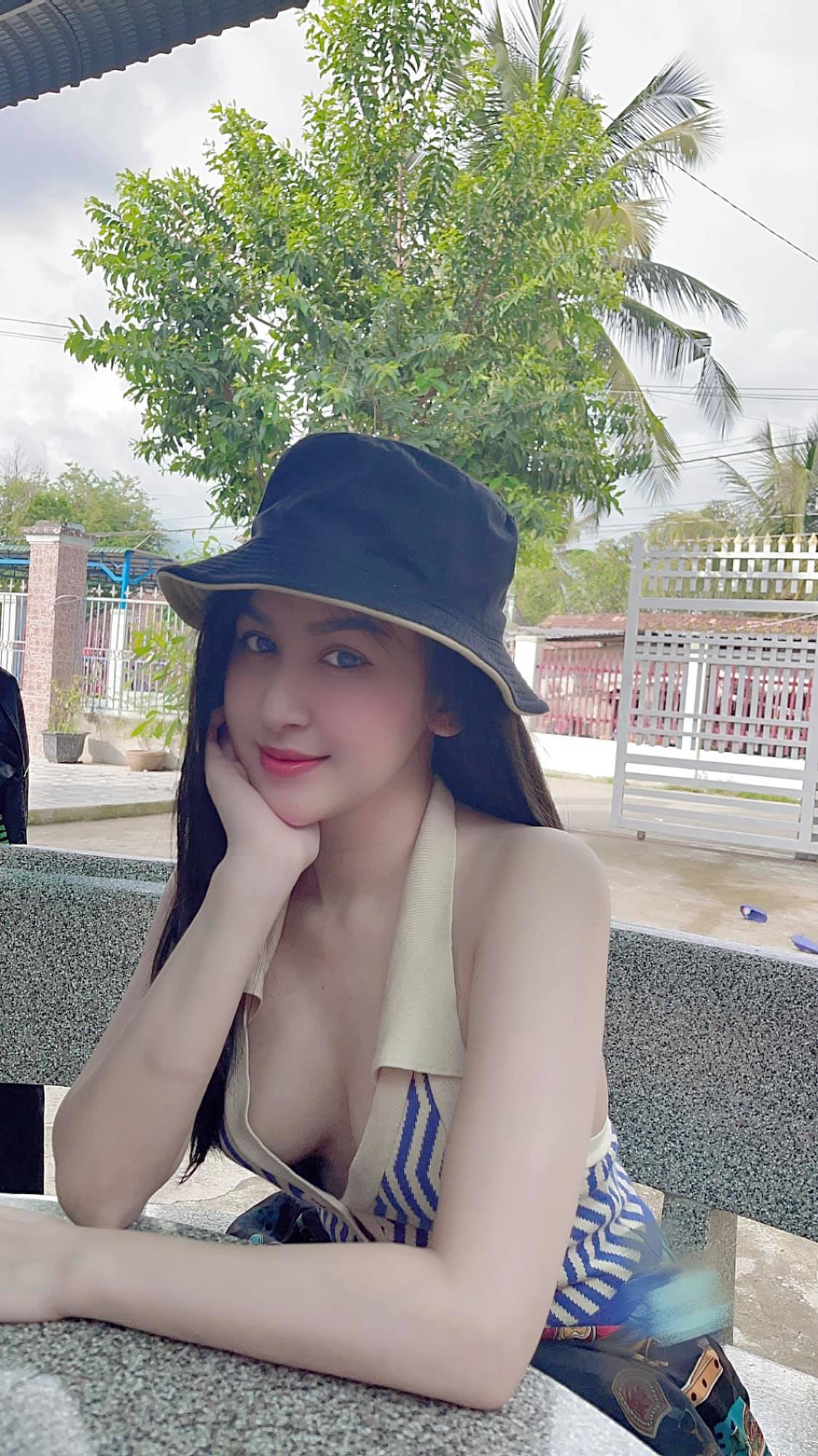 Bích Trâm id=100004445838540