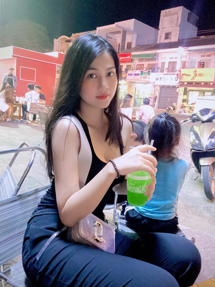 Bích Trâm M tram.bich.9828 Hình ảnh gái xinh, Girl xinh Việt Nam, Photo gái xinh, Hot face hiện nay, Hình ảnh gái xinh cute, Ảnh gái đẹp, Hot girl dễ thương nhất Việt Nam