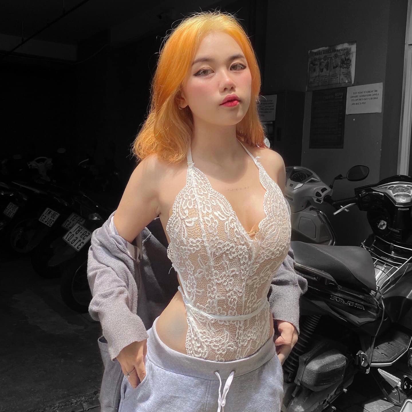 Cassie Nguyễn thi.cun.18