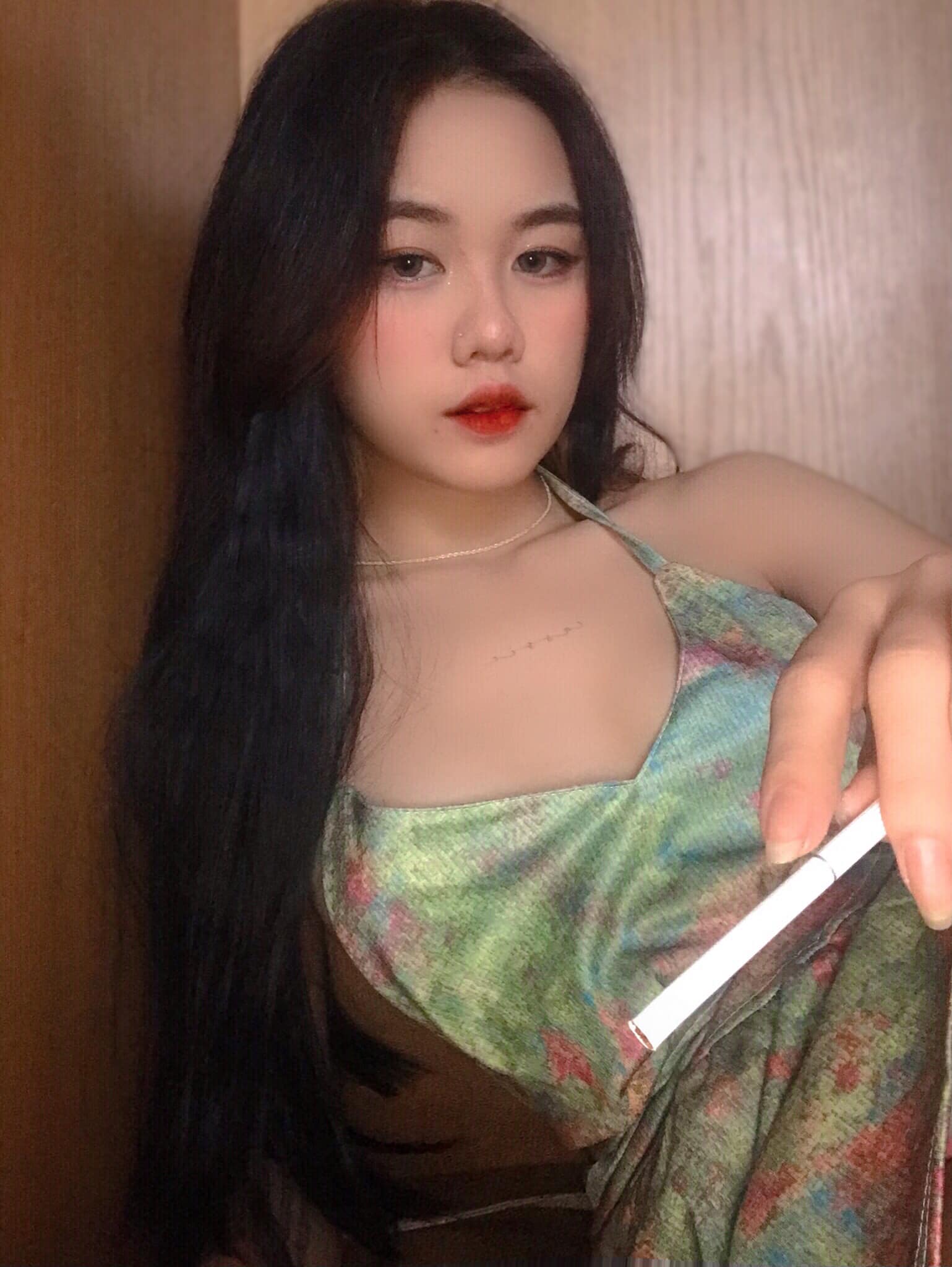 Cassie Nguyễn thi.cun.18