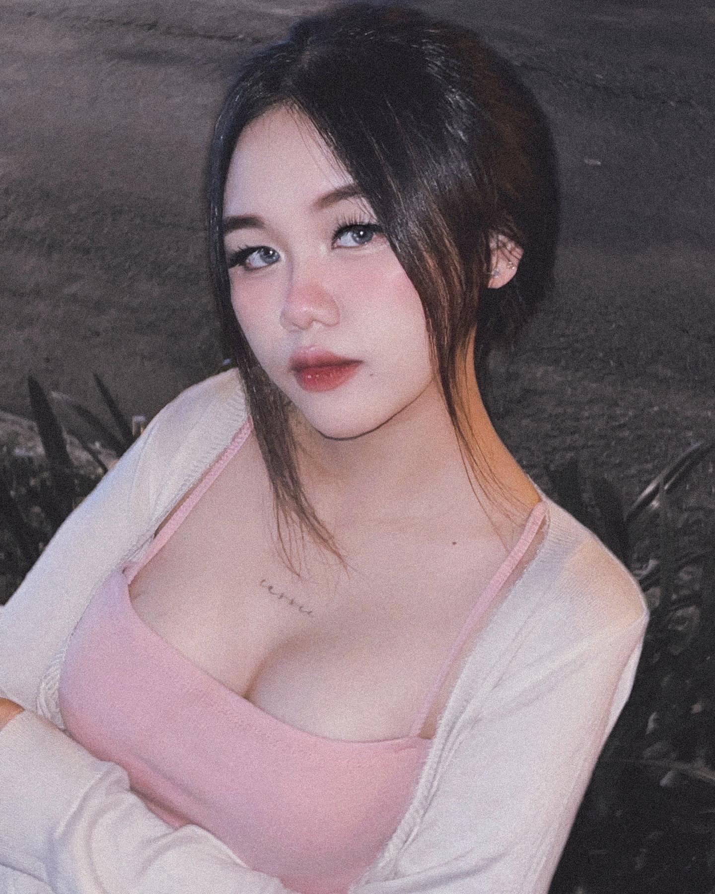 Cassie Nguyễn thi.cun.18