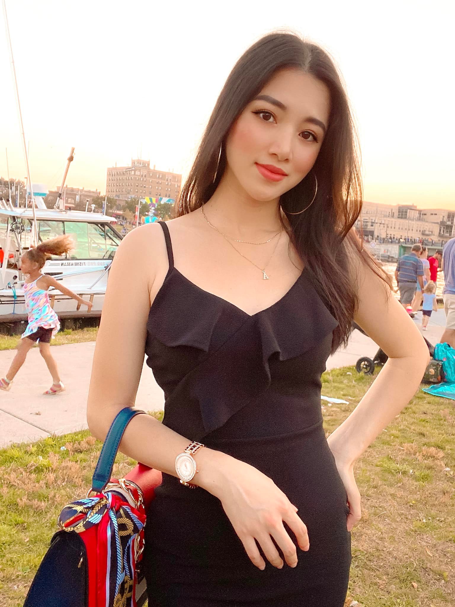 Cherry Lê id=100023160935469