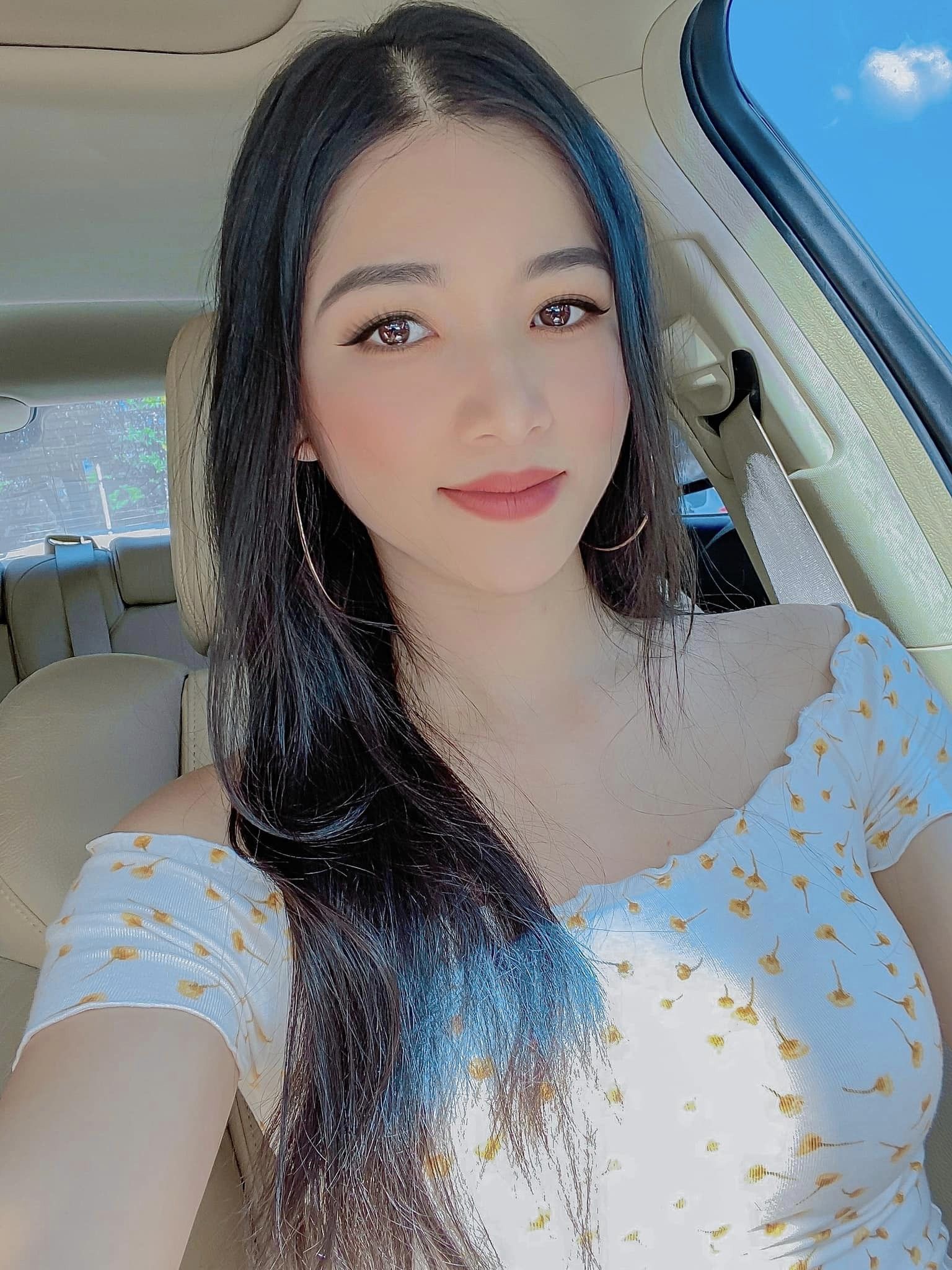 Cherry Lê id=100023160935469