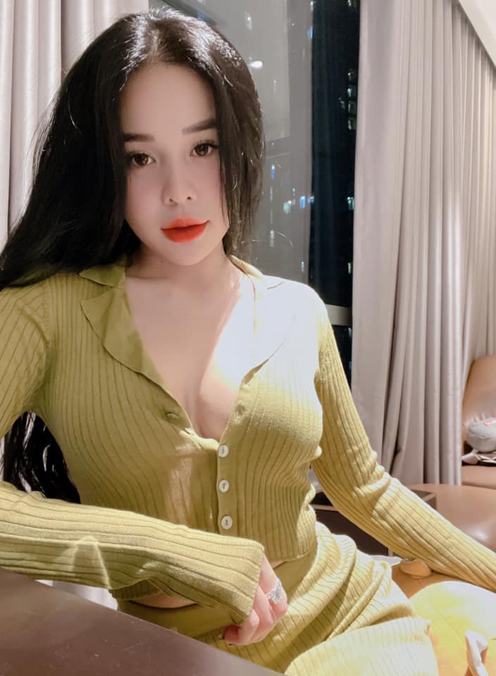 Gái một con Đặng Huyền huyen.dang.982292