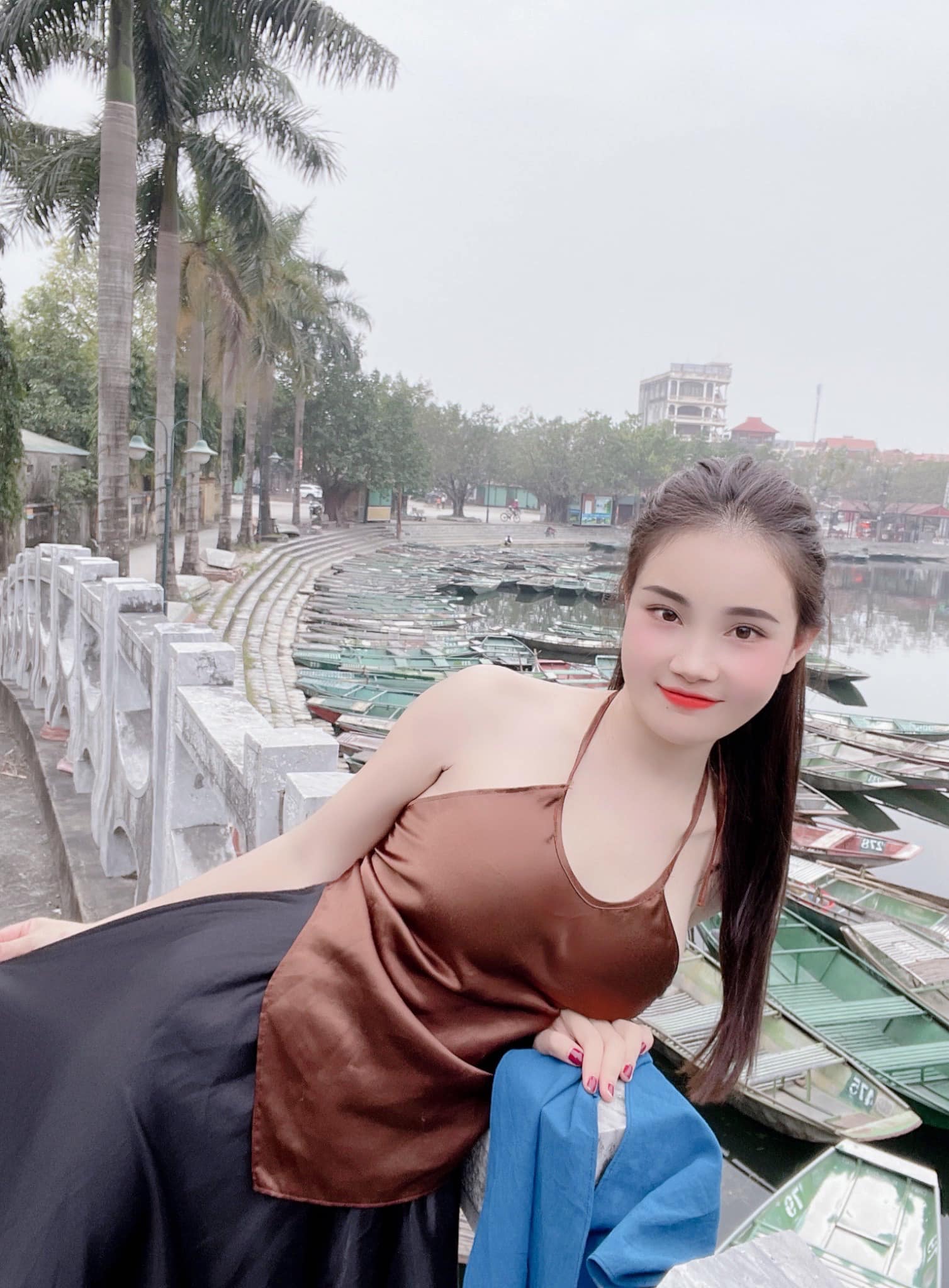 Diệu Trinh dieutrinh8 Girl dễ thương, Girl cute, Hotgirl tiktok, Hit face PR