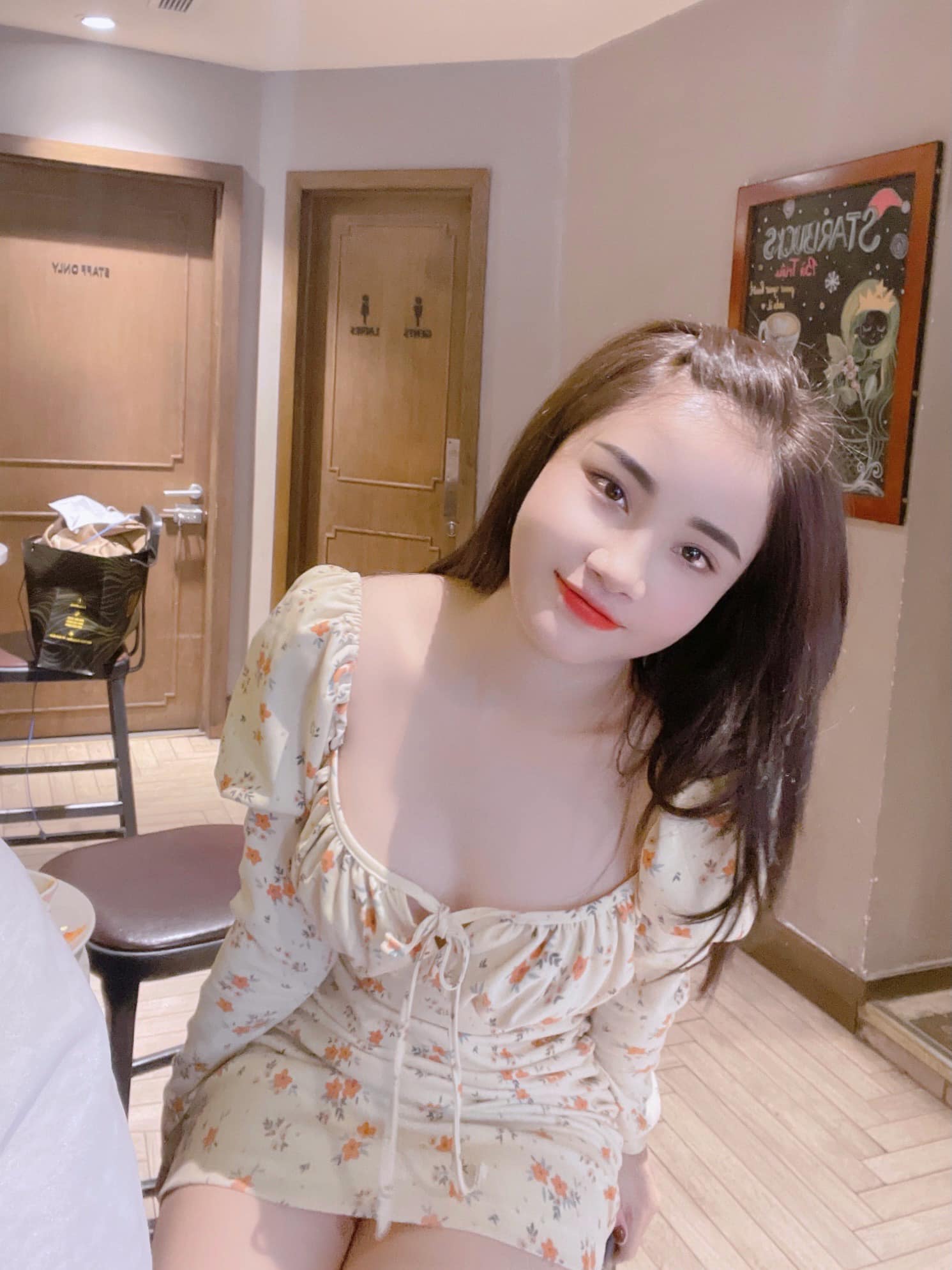 Girl dễ thương, Girl cute, Hotgirl tiktok, Hit face PR Diệu Trinh dieutrinh8
