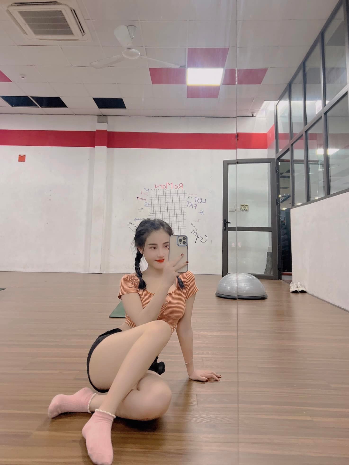 Girl dễ thương, Girl cute, Hotgirl tiktok, Hit face PR Diệu Trinh dieutrinh8