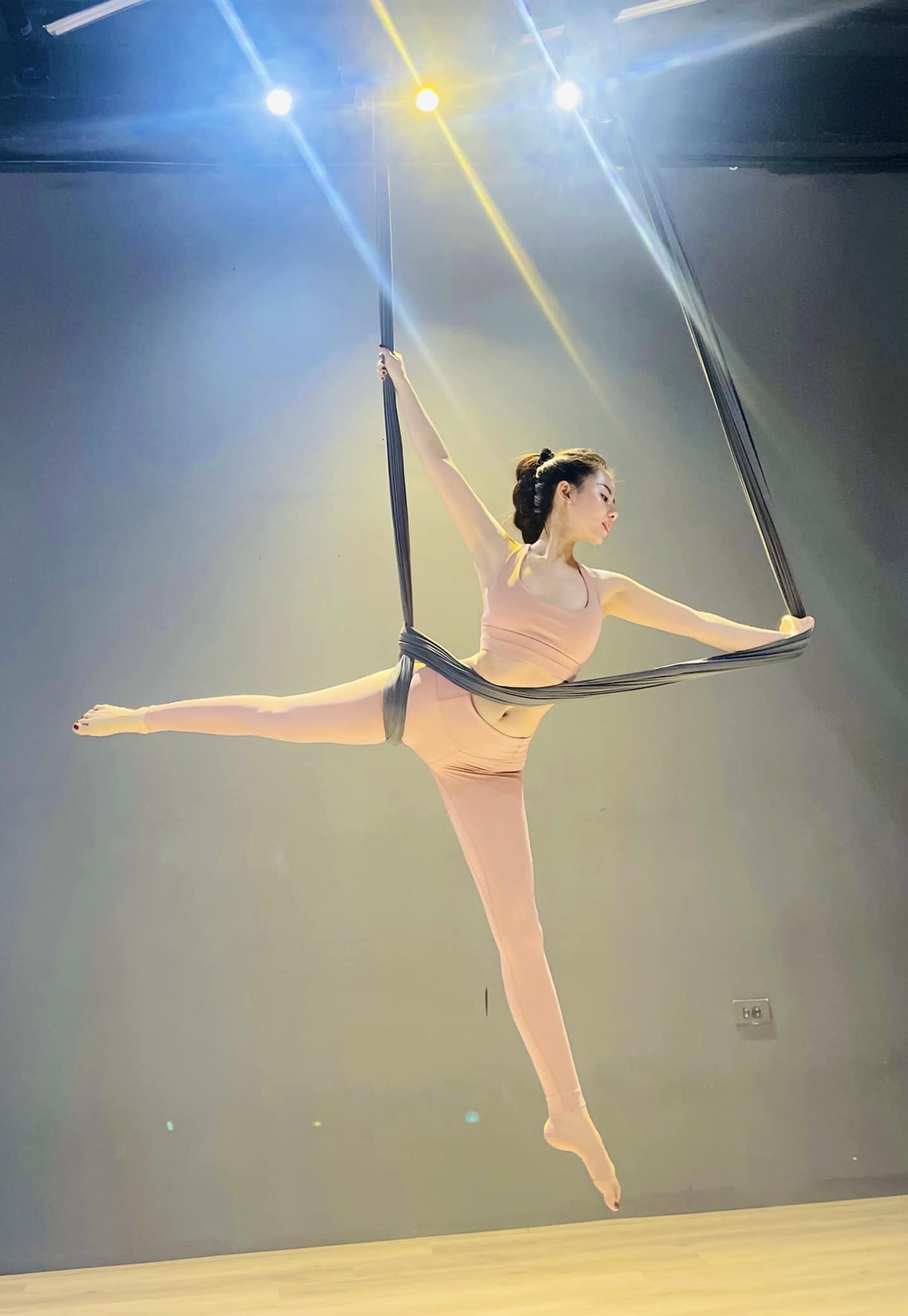 Á Khôi Đinh NGọc Mai dinhngocmai97