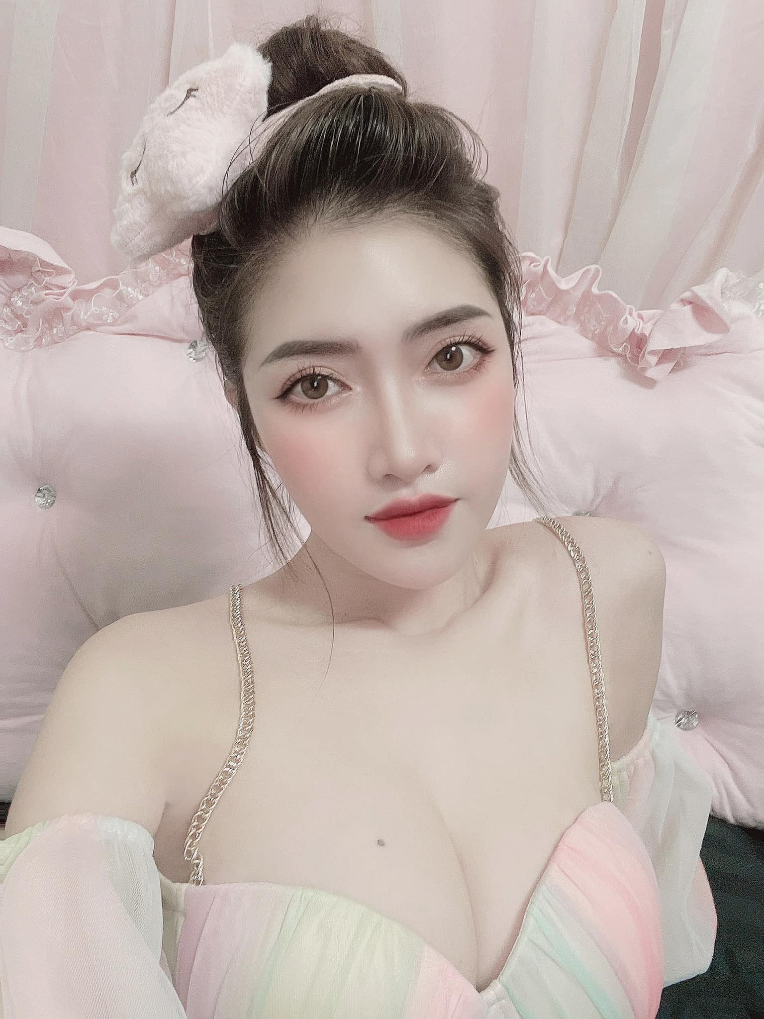 Đồng Thảo My dongthaomy Link facebook, Hotgirl Facebook, Gái xinh facebook, KOLs facebook, Ảnh gái xinh, Hotgirl