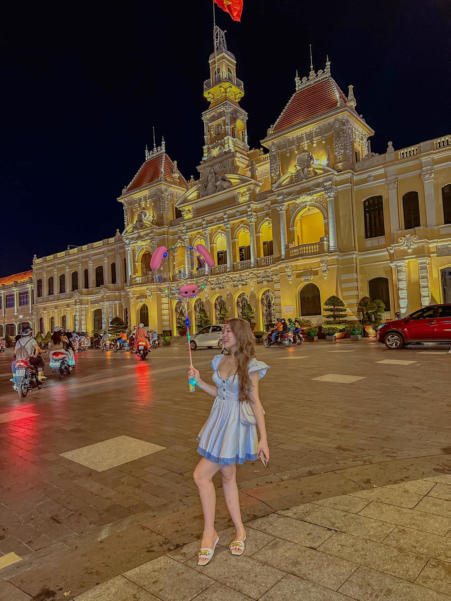 Heo Mi Nhon nganss.less.1