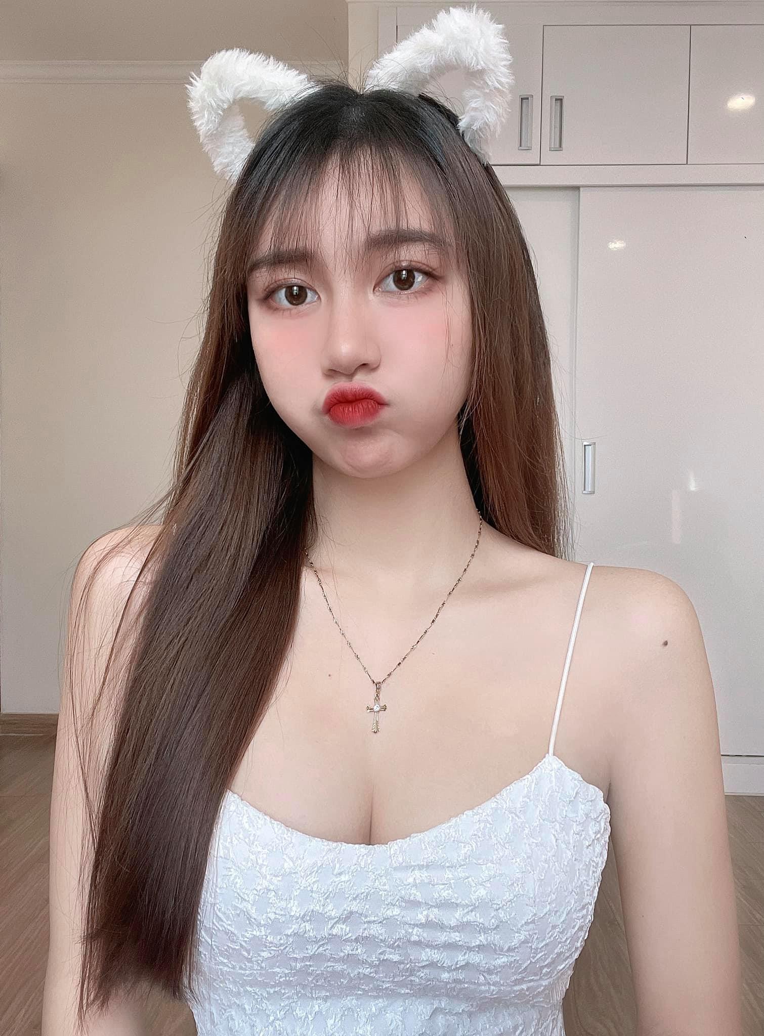 Sexy Girls Hồ NGọc Ý Nhi - Nhi Mèo NMQcamacc37
