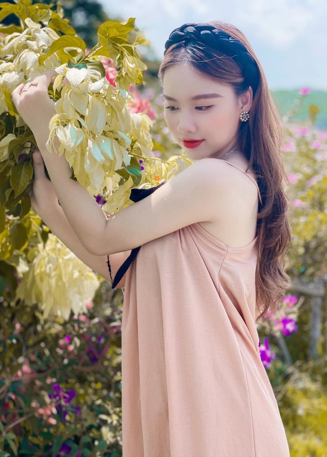 Huế Hoàng id=100013743823799