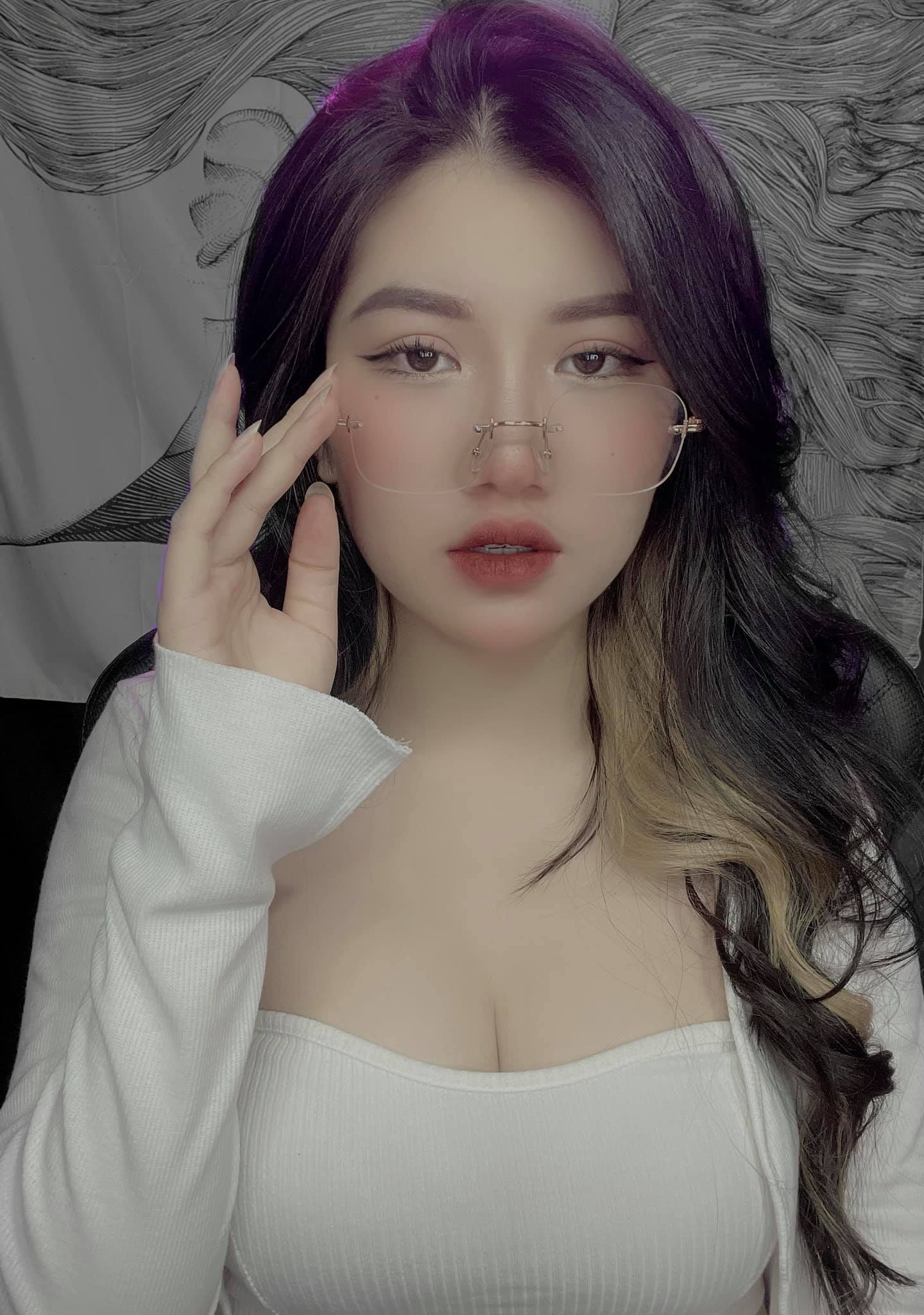 Huyền Thị Huyền huyen.thi.huyen2605