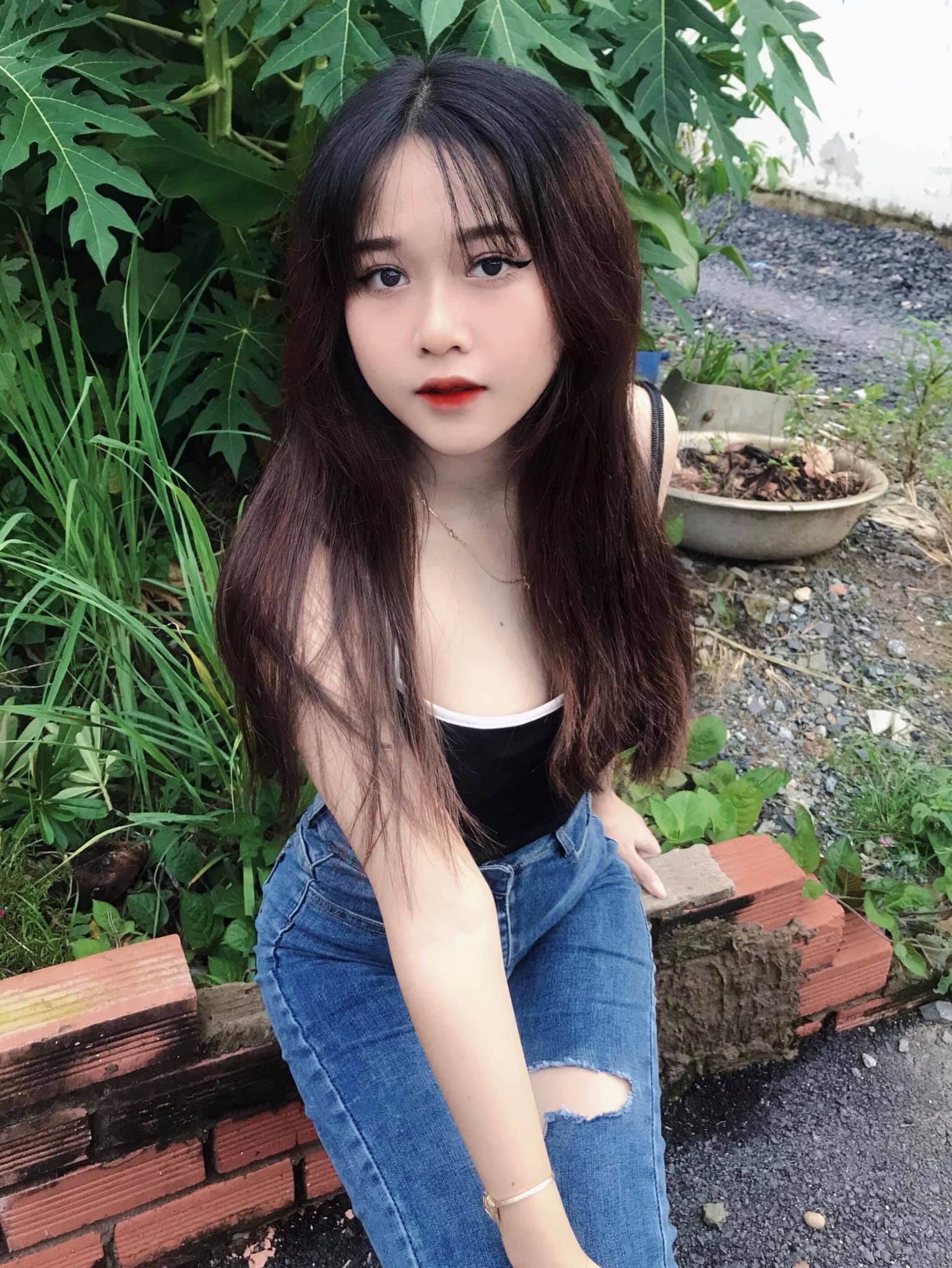 Hình ảnh gái xinh, Girl xinh Việt Nam, Photo gái xinh, Hot face hiện nay, Hình ảnh gái xinh cute, Ảnh gái đẹp, Hot girl dễ thương nhất Việt Nam Huỳnh Ngọc Hân id=100051925305391
