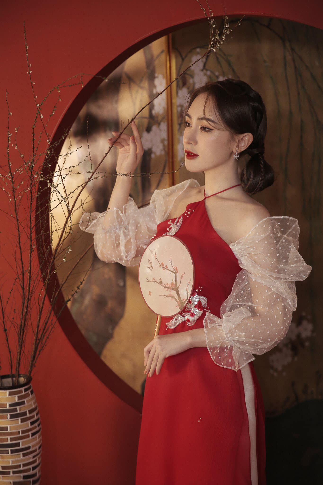 Kelly Nguyễn Kellyzit