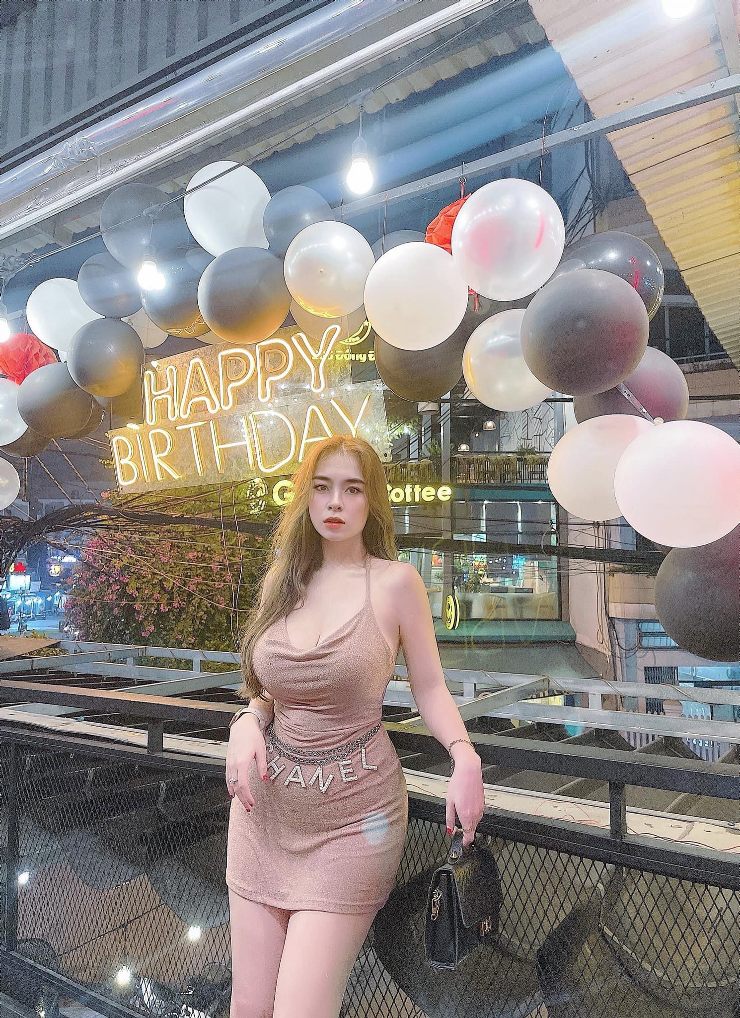 Ngọc Huyền id=100015359312908 Gái xinh, Ảnh facebook, Facebook, Tiktok, Instagram, Ảnh gái xinh, Ảnh gái tập gym, Girl tập gym, Beautiful Girl, Ảnh đẹp