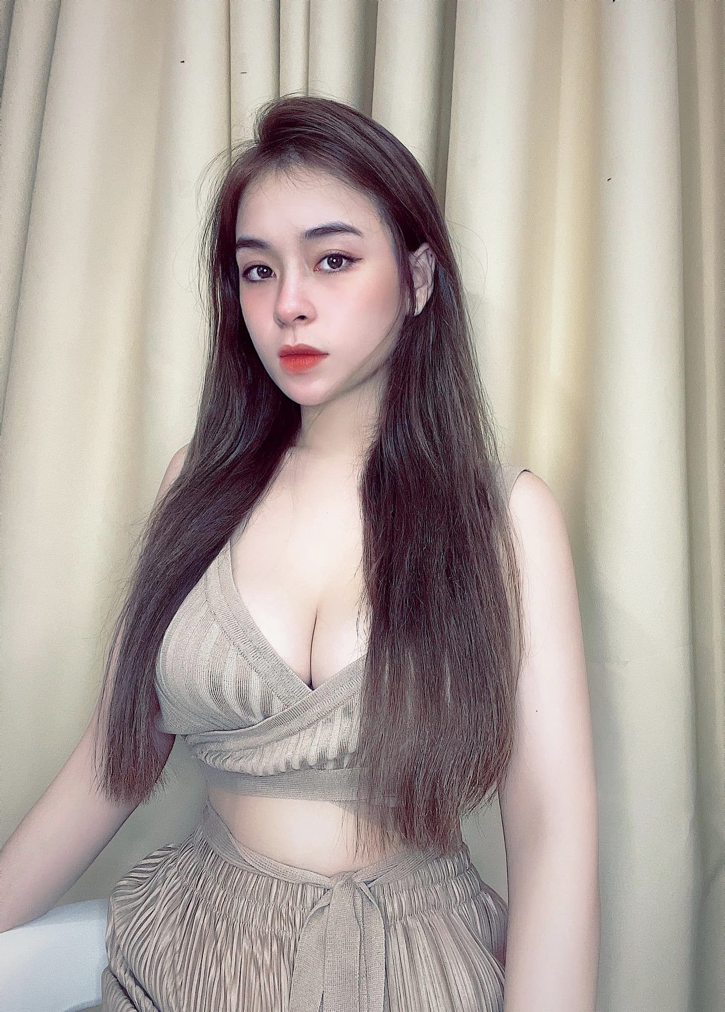 Ngọc Huyền id=100015359312908 Gái xinh, Ảnh facebook, Facebook, Tiktok, Instagram, Ảnh gái xinh, Ảnh gái tập gym, Girl tập gym, Beautiful Girl, Ảnh đẹp