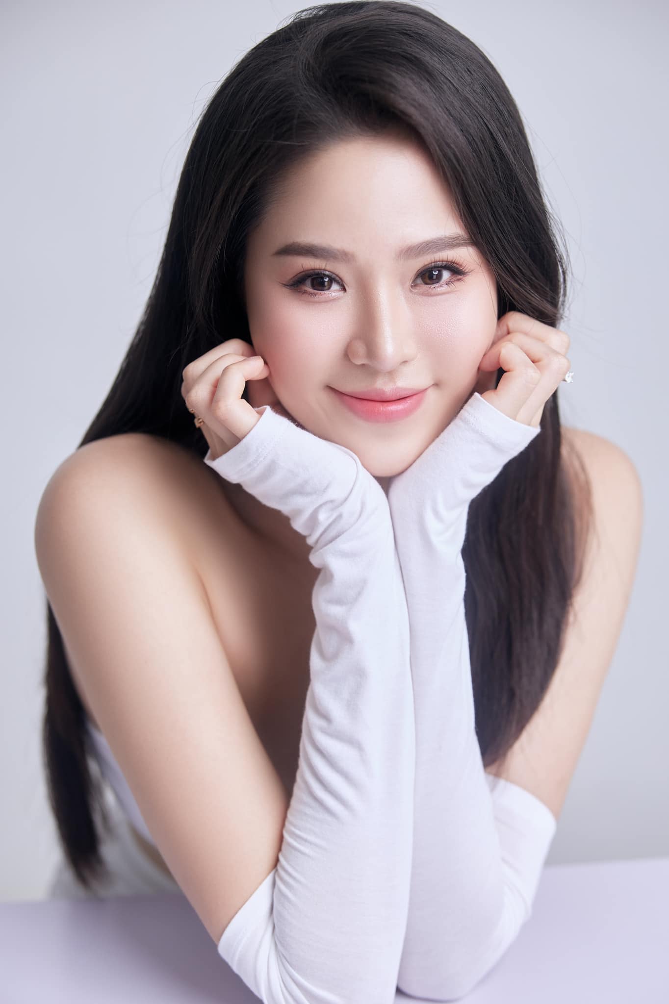 Nguyễn Hoàng Bảo Châu baochau.nghoag