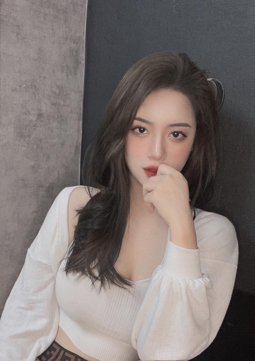 Link facebook, Hotgirl Facebook, Gái xinh facebook, KOLs facebook, Ảnh gái xinh, Hotgirl Nguyễn Hương Quỳnh Quynhquyenruhihi