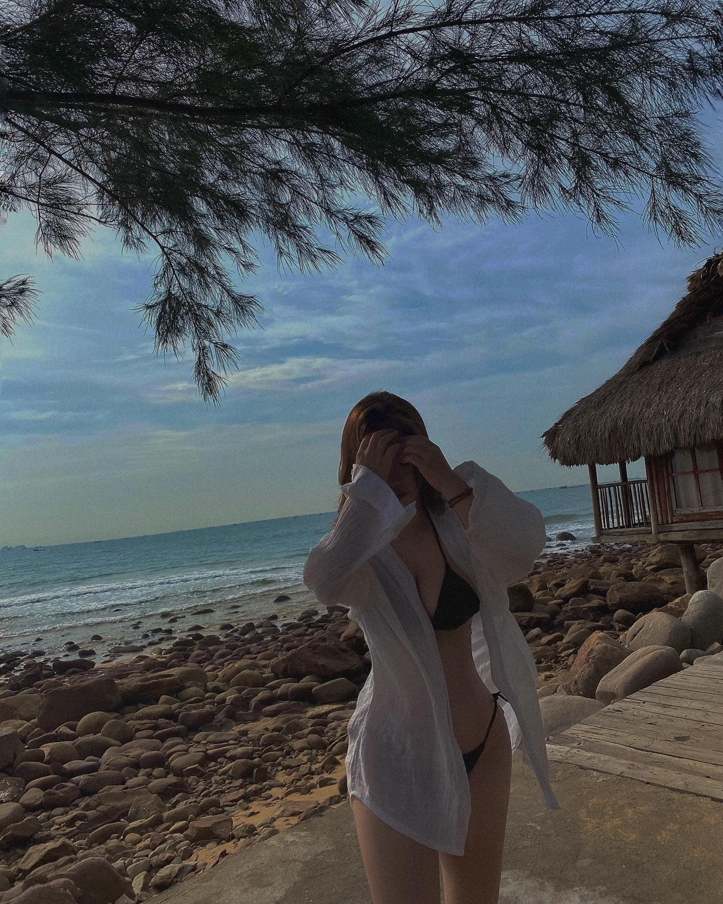 Link facebook, Hotgirl Facebook, Gái xinh facebook, KOLs facebook, Ảnh gái xinh, Hotgirl Nguyễn Hương Quỳnh Quynhquyenruhihi