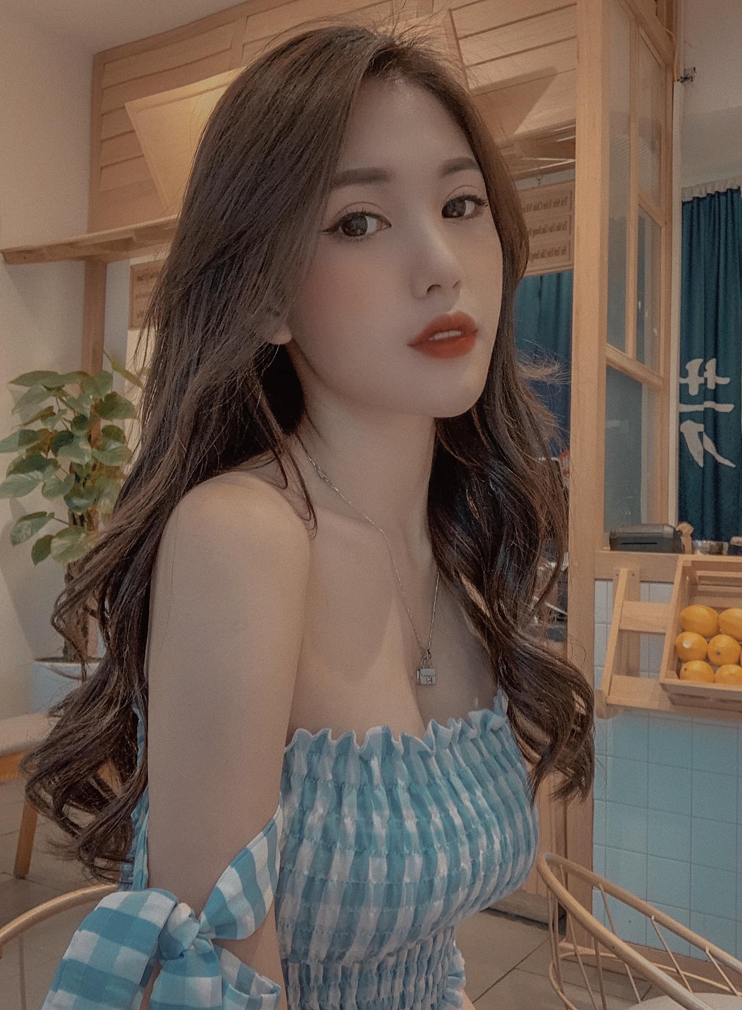 Nguyễn Linh Chi linhchinguyen312 Sexy girls