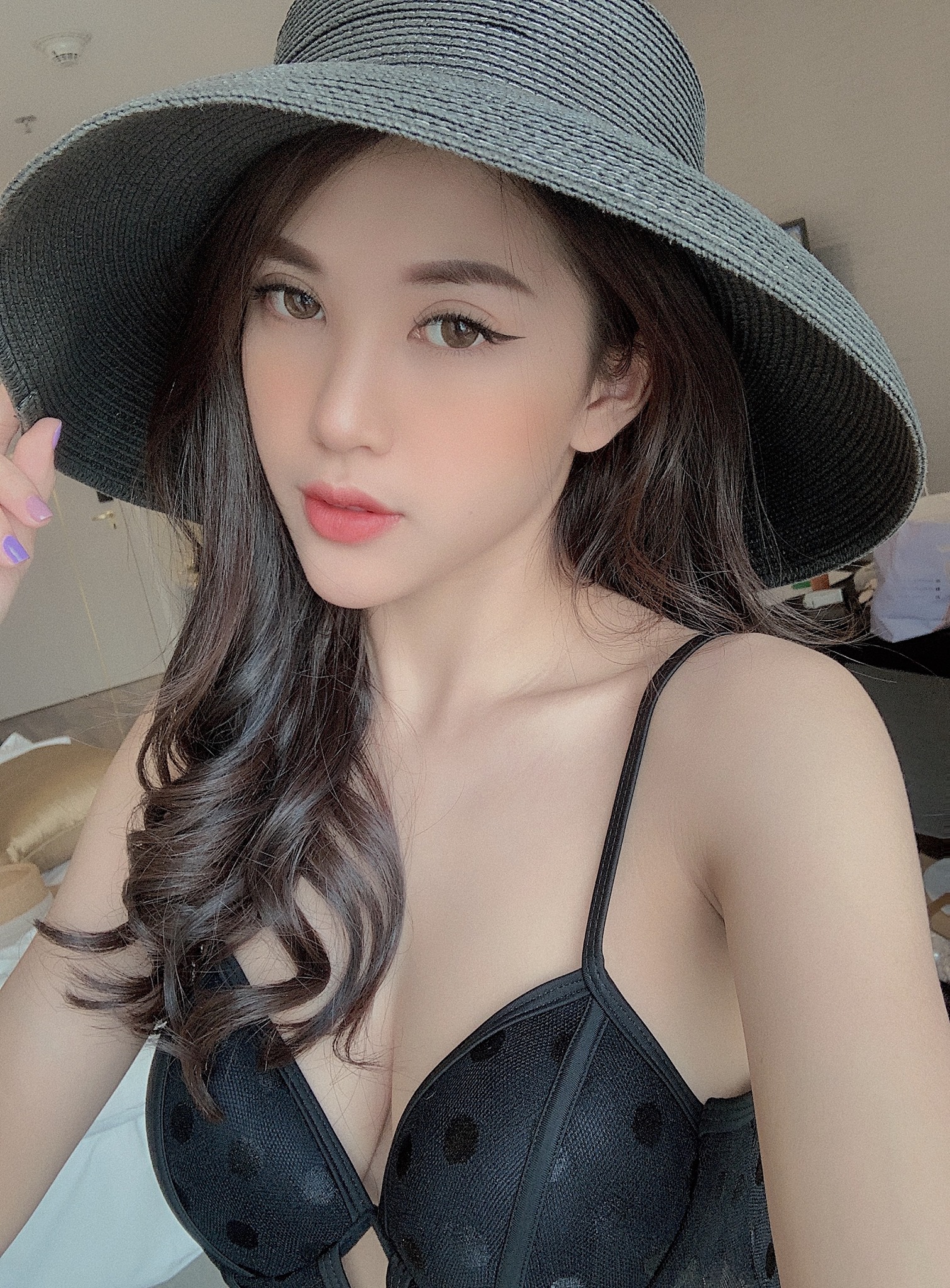 Nguyễn Linh Chi linhchinguyen312 Sexy girls