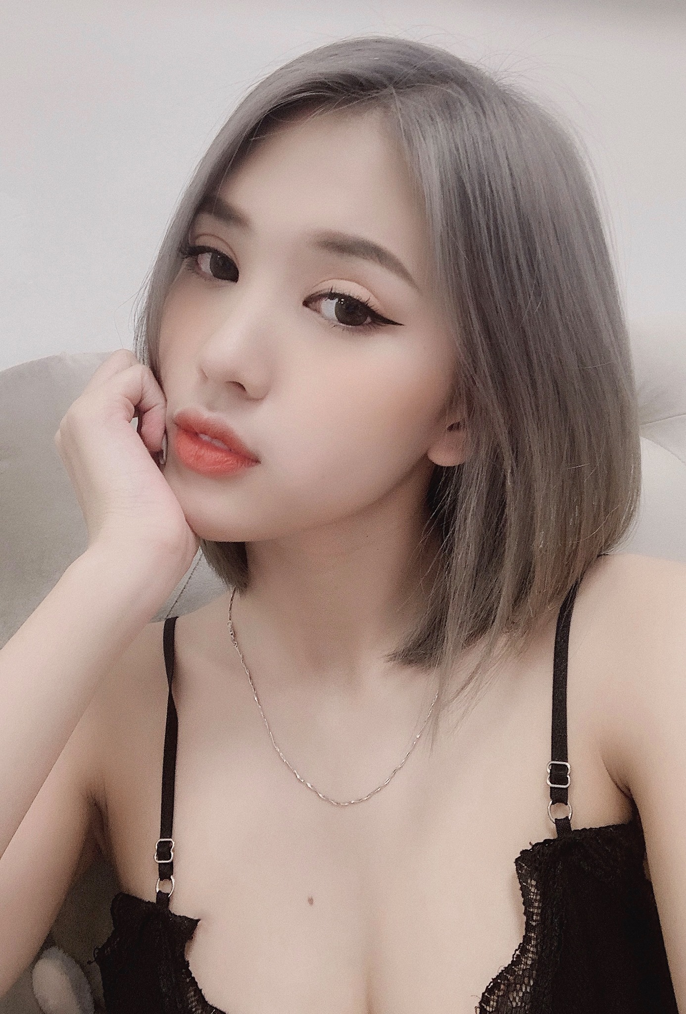 Nguyễn Linh Chi linhchinguyen312 Sexy girls