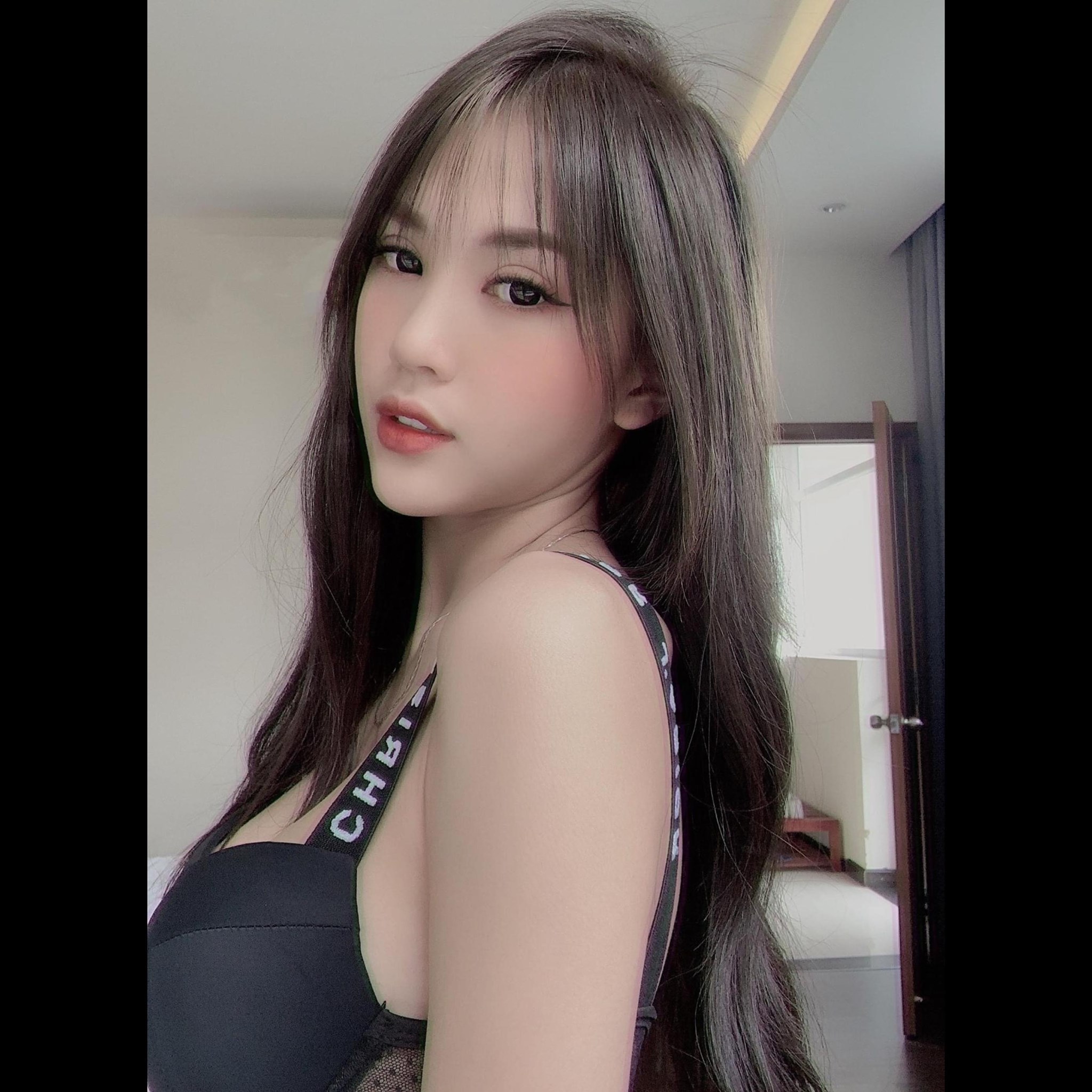 Sexy girls Nguyễn Linh Chi linhchinguyen312