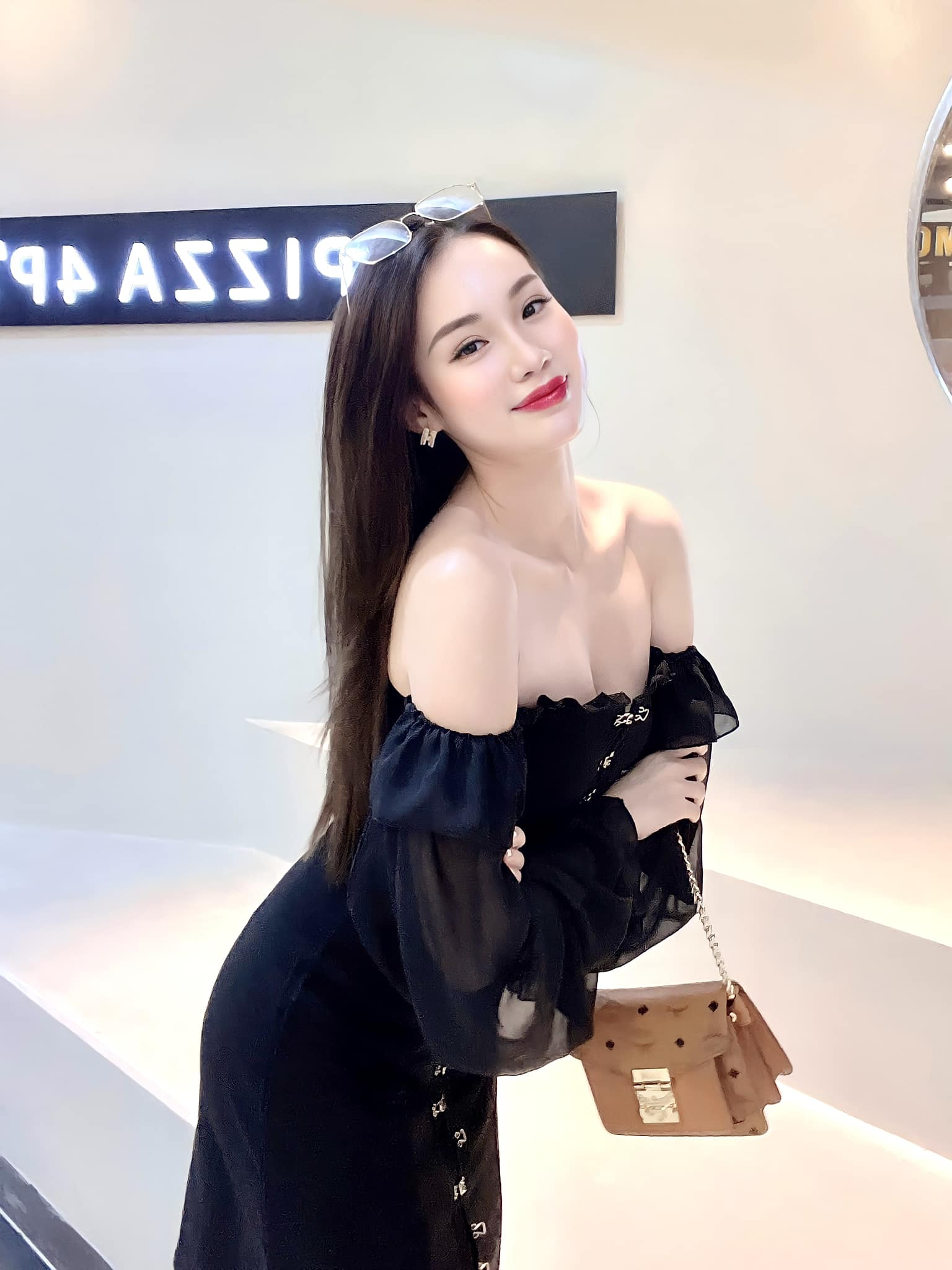 Nguyễn Ngọc Mai ĐT Thụy Sỹ id=100022432890264