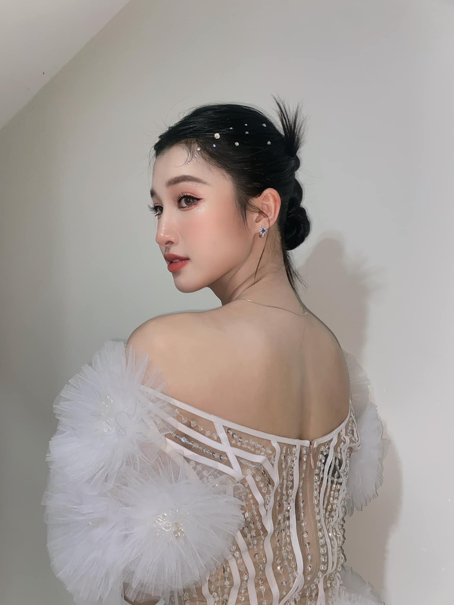 Á hậu, Miss World Vietnam, Người nổi tiếng Nguyễn Phương Nhi nhi.rub.3