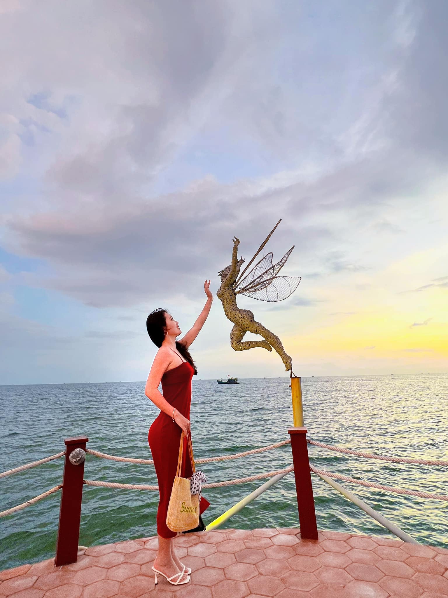 Nguyễn Thị Thùy Linh linhsujuelf Link facebook, Hotgirl Facebook, Gái xinh facebook, KOLs facebook, Ảnh gái xinh, Hotgirl