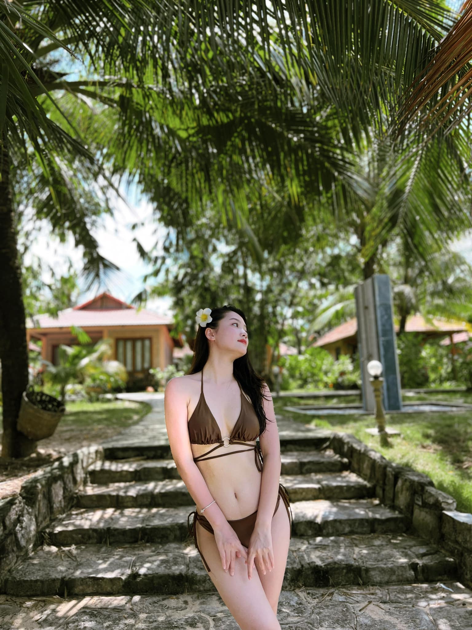 Nguyễn Thị Thùy Linh linhsujuelf Link facebook, Hotgirl Facebook, Gái xinh facebook, KOLs facebook, Ảnh gái xinh, Hotgirl