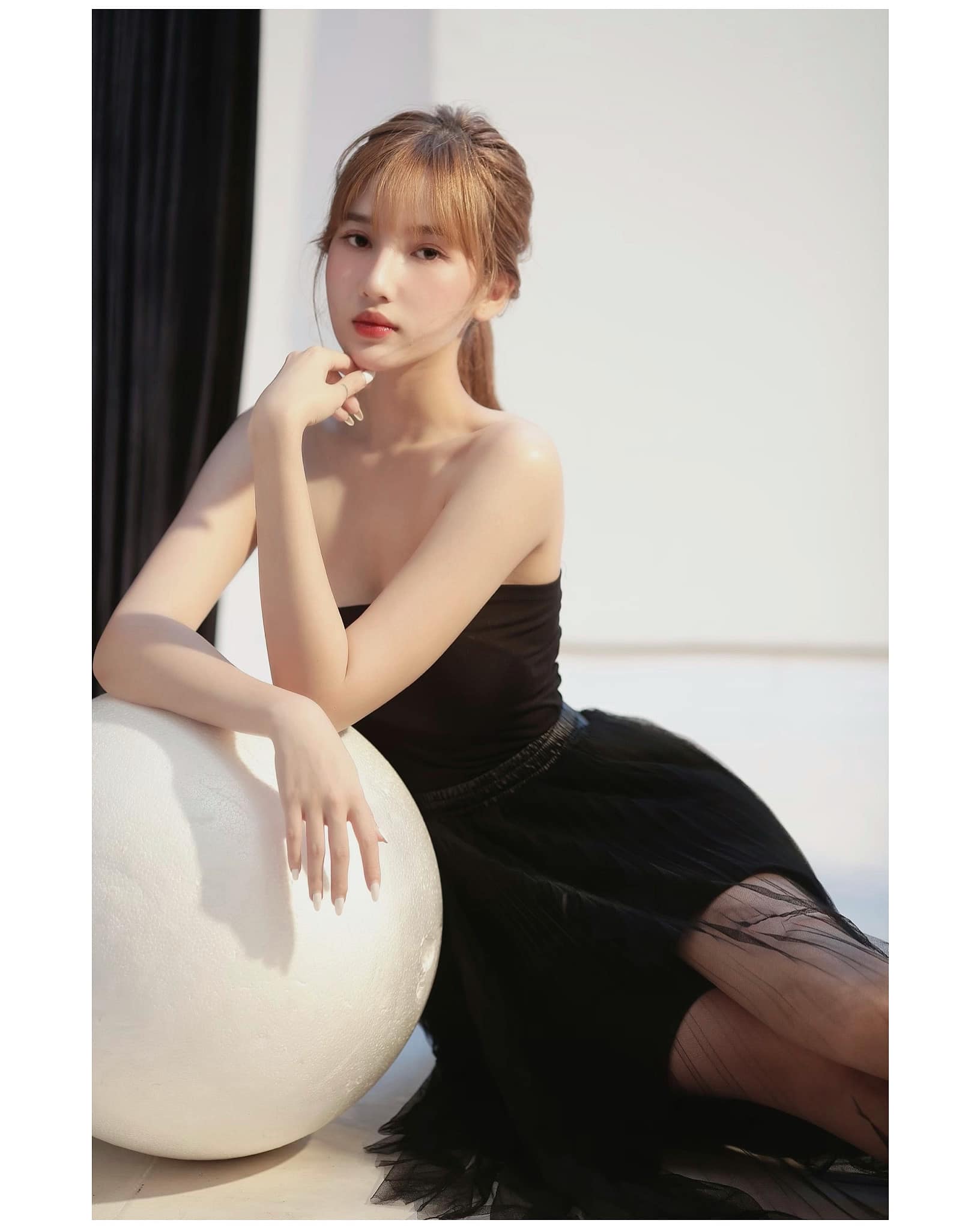 Nguyễn lâm Hoàng Quyên nguyenlamhoangquyen Hình ảnh gái xinh, Girl xinh Việt Nam, Photo gái xinh, Hot face hiện nay, Hình ảnh gái xinh cute, Ảnh gái đẹp, Hot girl dễ thương nhất Việt Nam