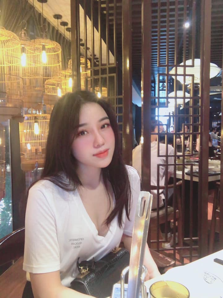 Phạm Hạ Vy phamhavy04