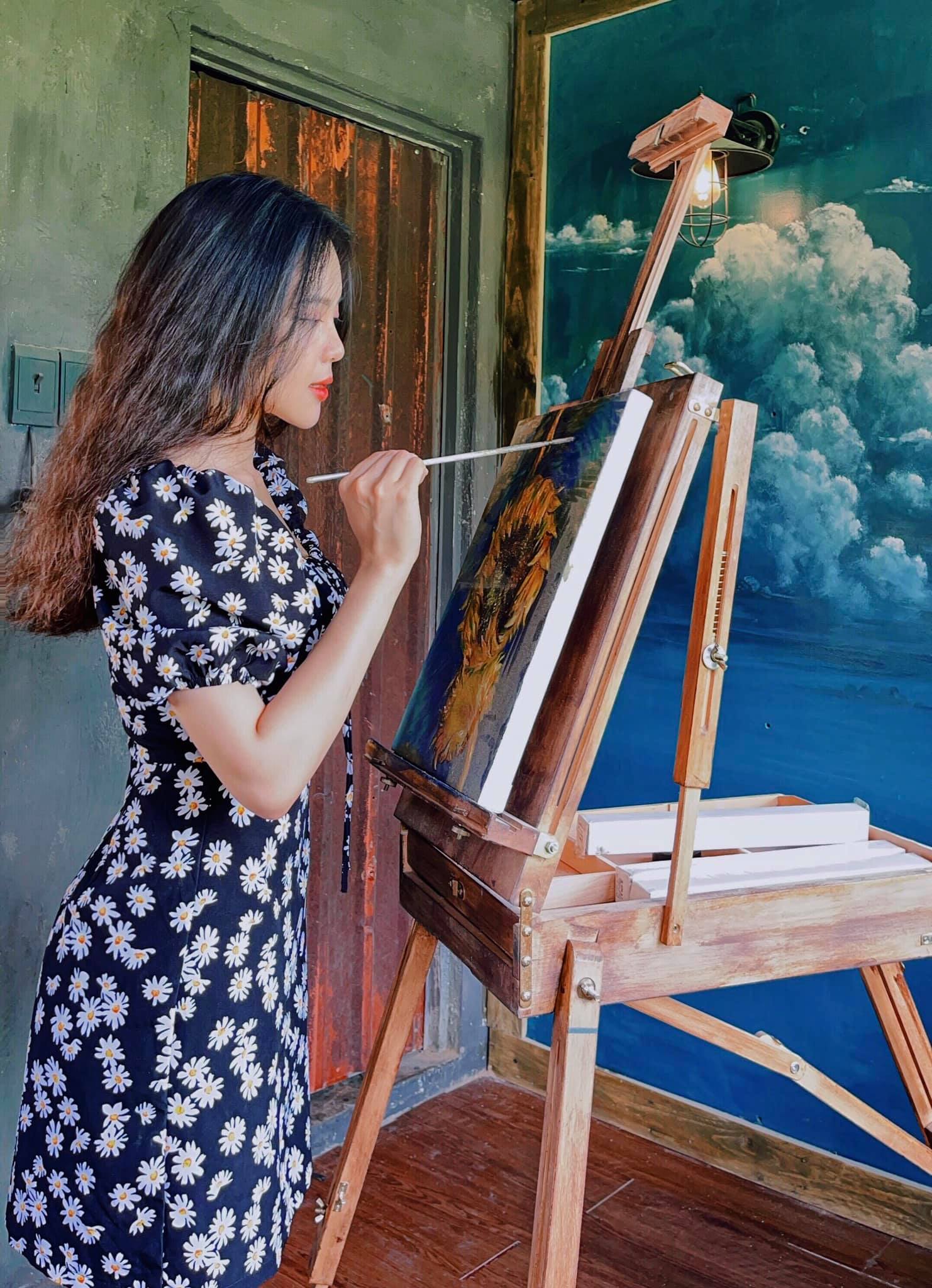 Phạm Nguyễn Hạ Vi harley.pham1701