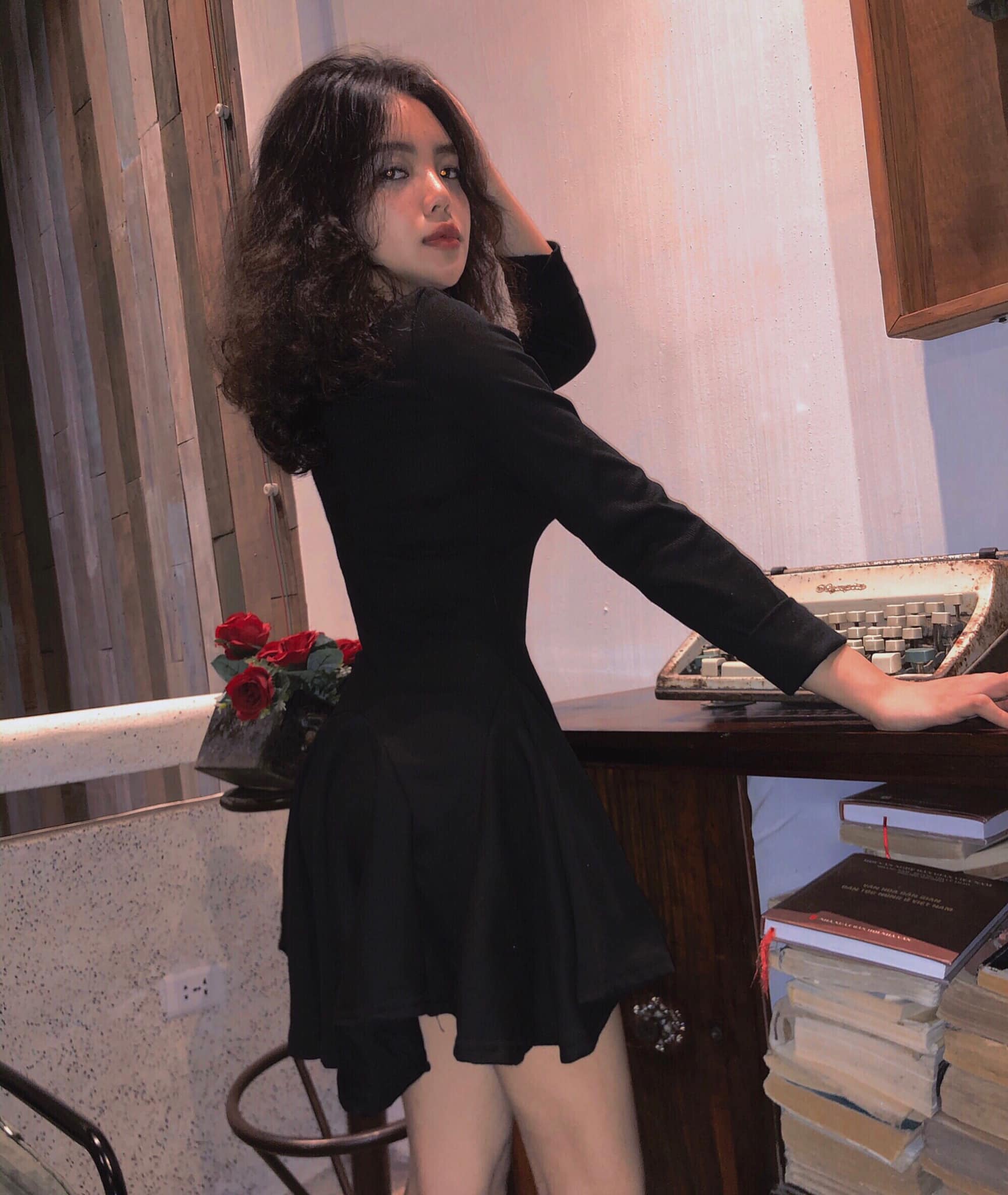 Phạm Nguyễn Hạ Vi harley.pham1701