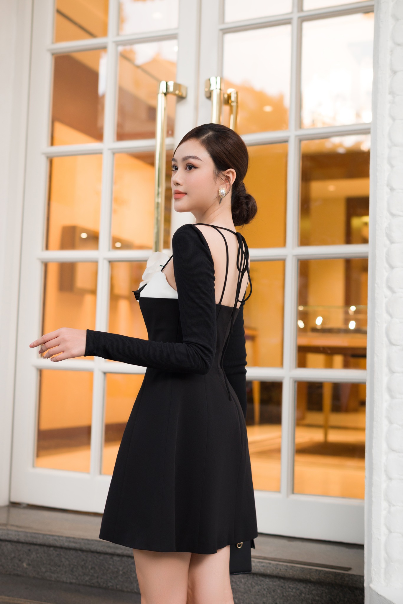 Phùng Diệu Thúy ĐT Bồ Đào Nha dieu.thuy.750331