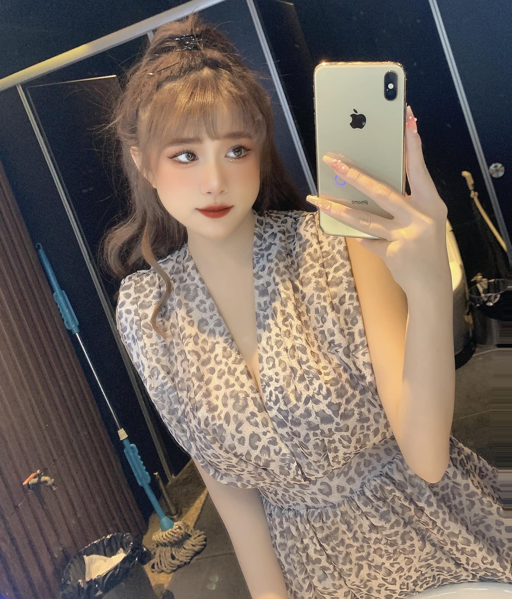 Hình ảnh gái xinh, Girl xinh Việt Nam, Photo gái xinh, Hot face hiện nay, Hình ảnh gái xinh cute, Ảnh gái đẹp, Hot girl dễ thương nhất Việt Nam Quỳnh Nga vu.nga.90226628