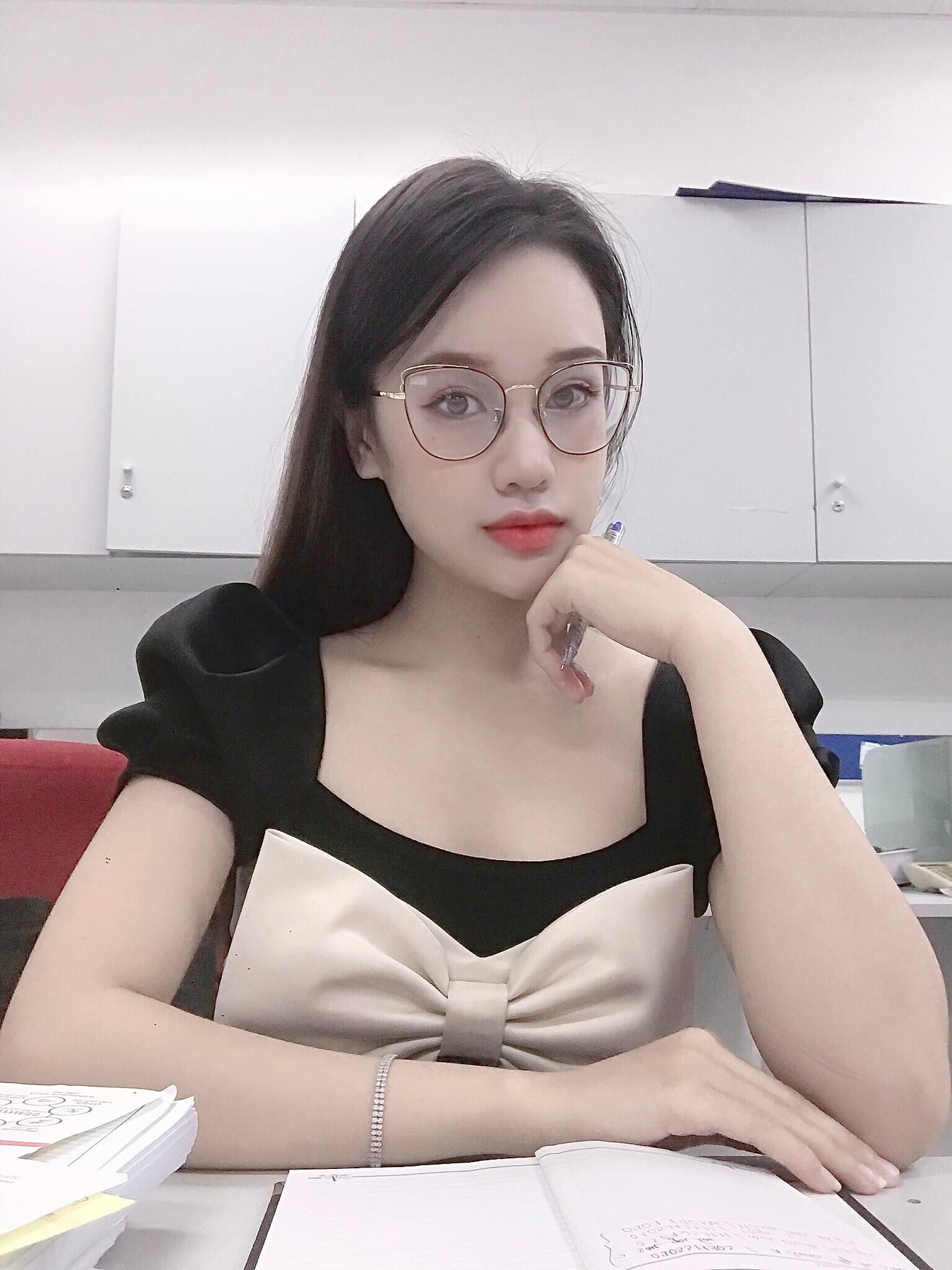 Thảo Nguyễn sale Cali id=100078342204963 Hình ảnh gái xinh, Girl xinh Việt Nam, Photo gái xinh, Hot face hiện nay, Hình ảnh gái xinh cute, Ảnh gái đẹp, Hot girl dễ thương nhất Việt Nam