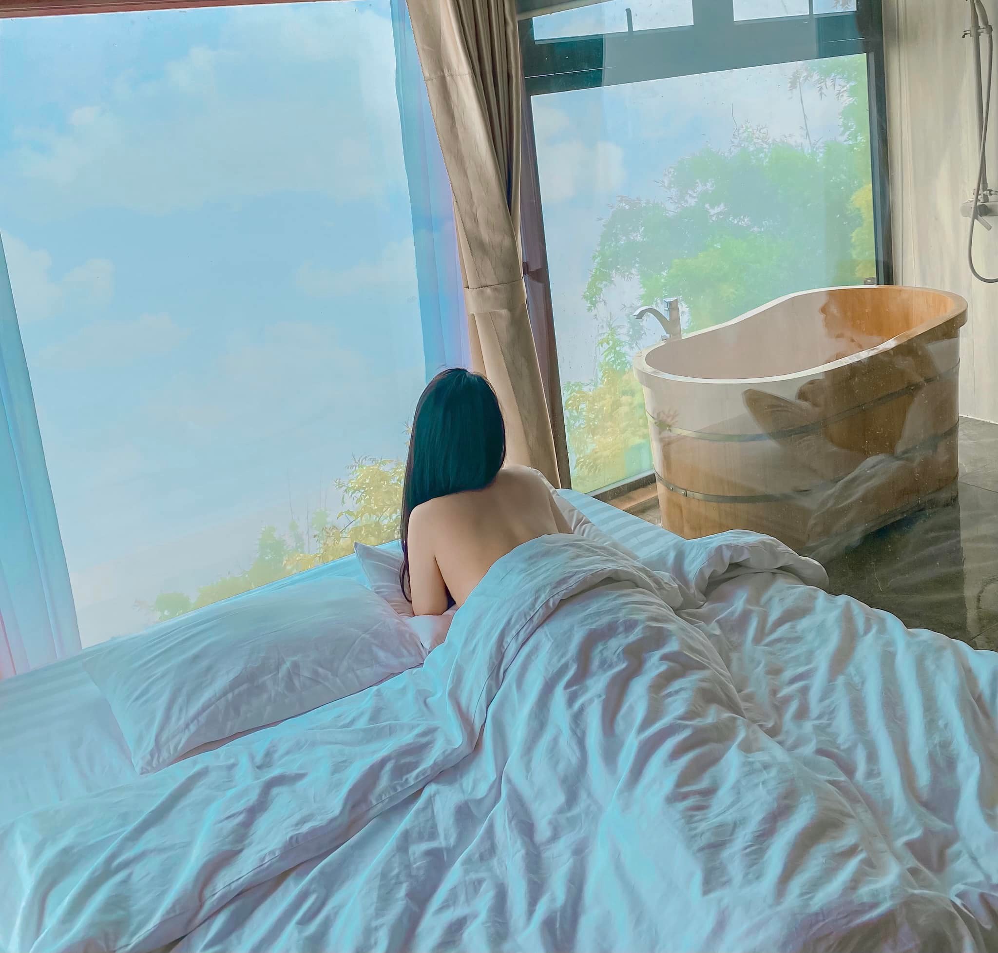 Link facebook, Hotgirl Facebook, Gái xinh facebook, KOLs facebook, Ảnh gái xinh, Hotgirl Thùy Linh Nguyễn profile.php?id=id=100071065833321