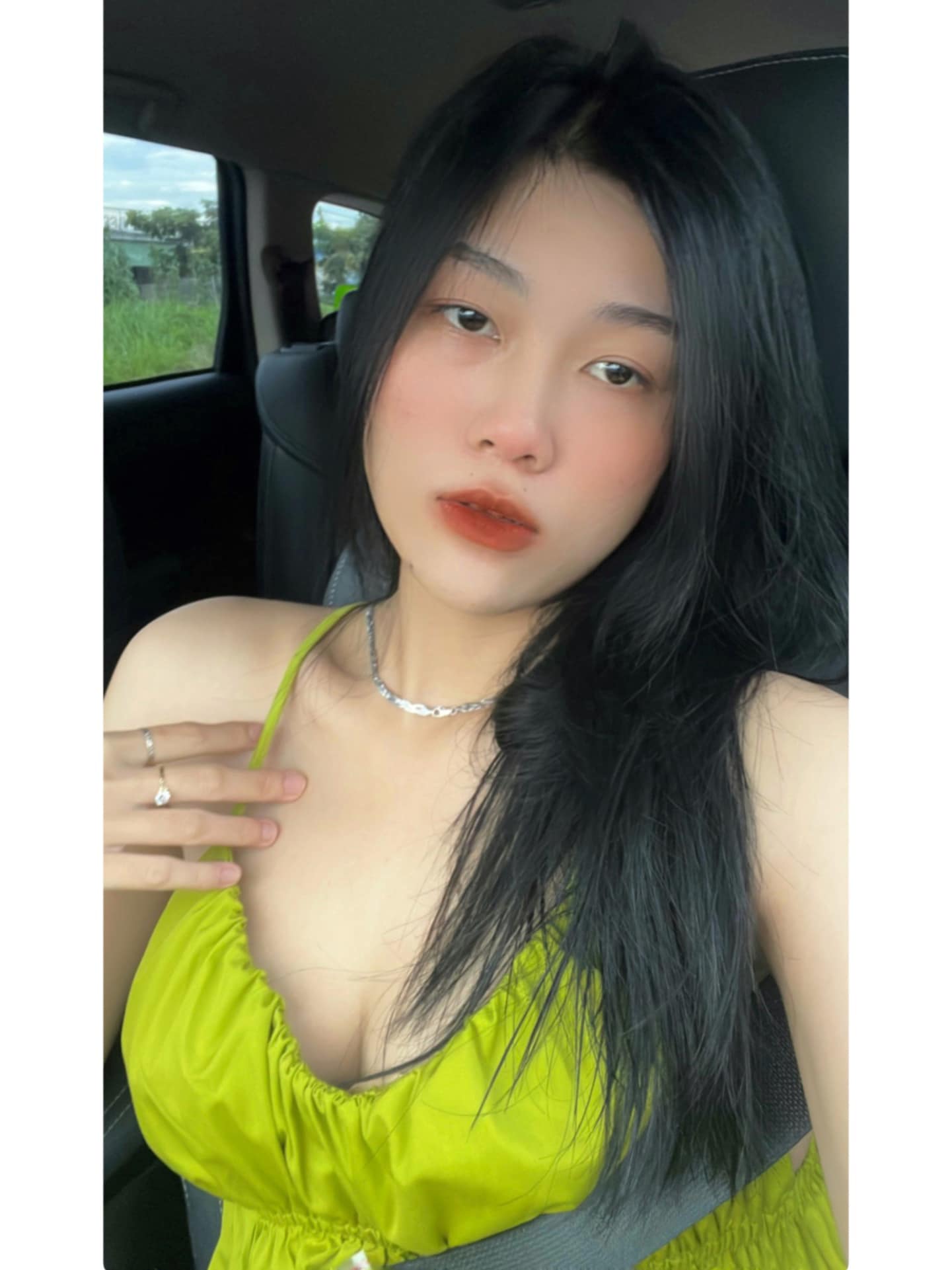 Trần Thị Lan Anh profile.php?id=100033882068887 Link facebook, Hotgirl Facebook, Gái xinh facebook, KOLs facebook, Ảnh gái xinh, Hotgirl