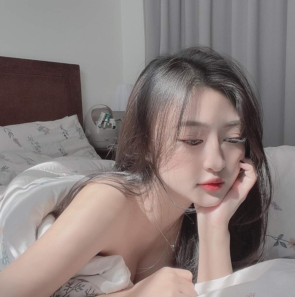 Trần Trúc Linh id=100076986403058