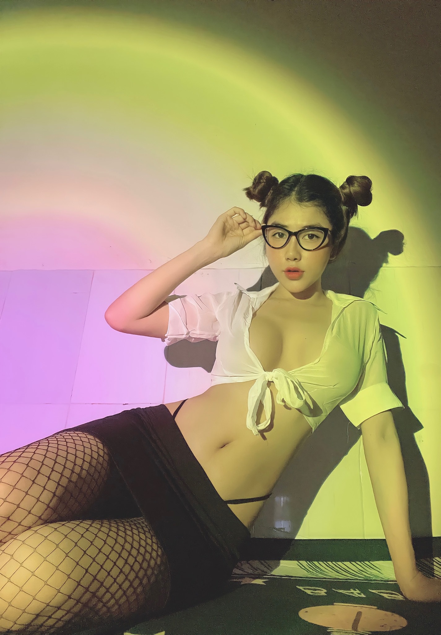 Tú Uyên id=100036012704838 Girl Sexy,