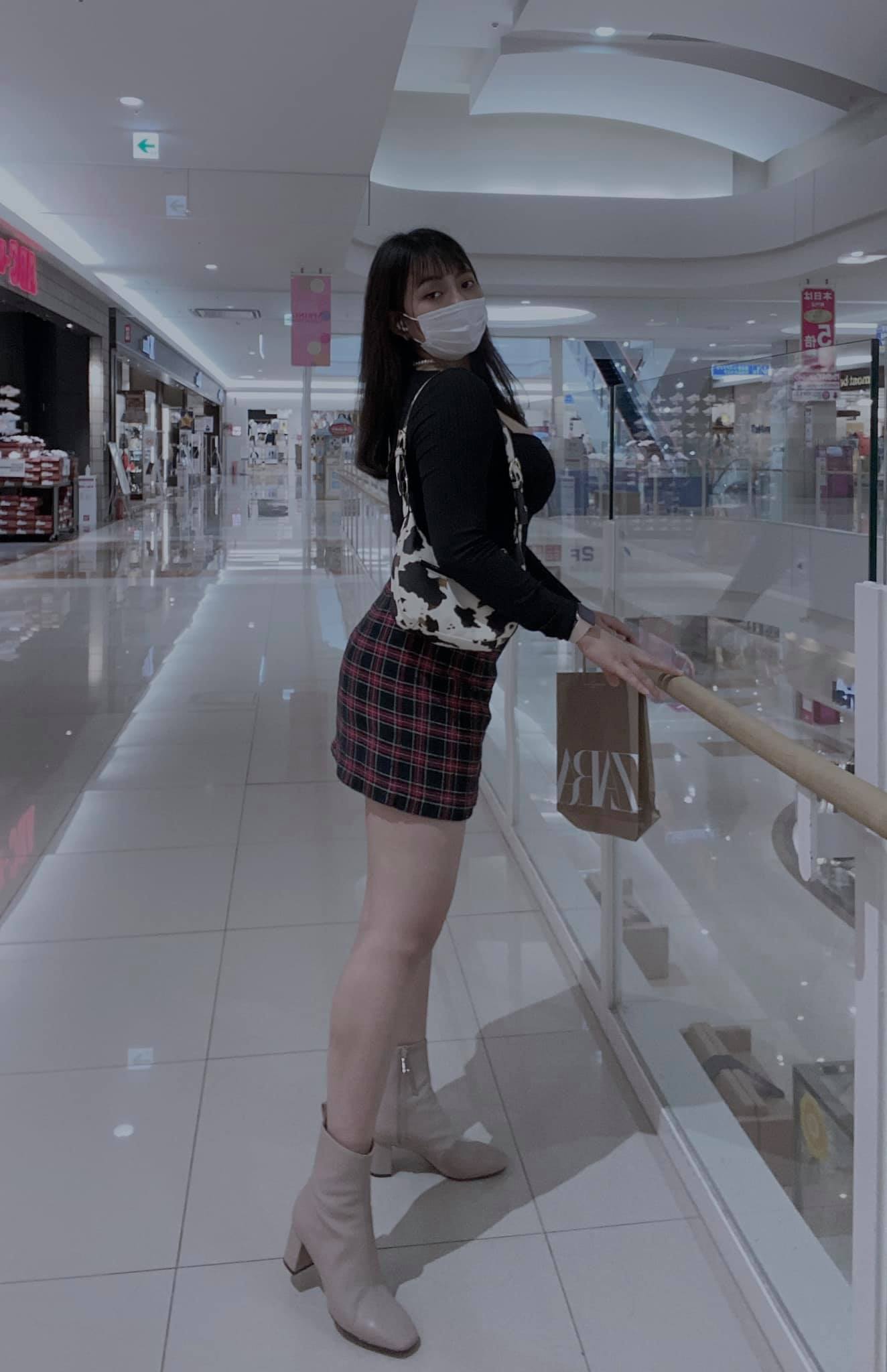 Võ Thị Yến Nhi id=100011329367087 Hotgirl Tiktok, Hotgirl Facbook, Sexy, R1