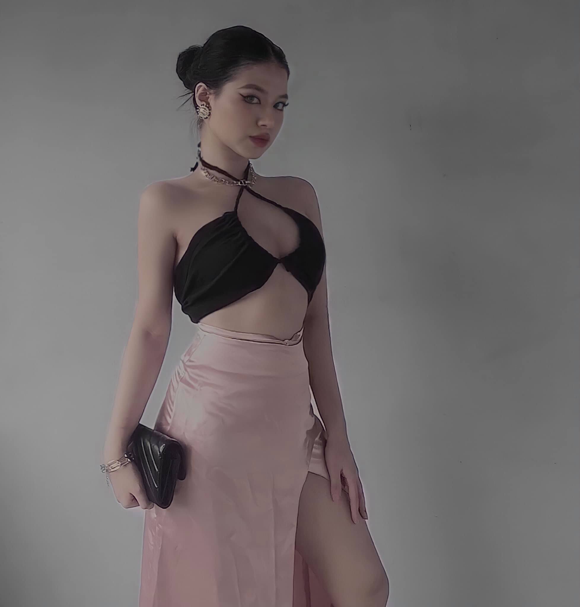 Vũ Nguyệt Linh Nquy3t.Lynq.02