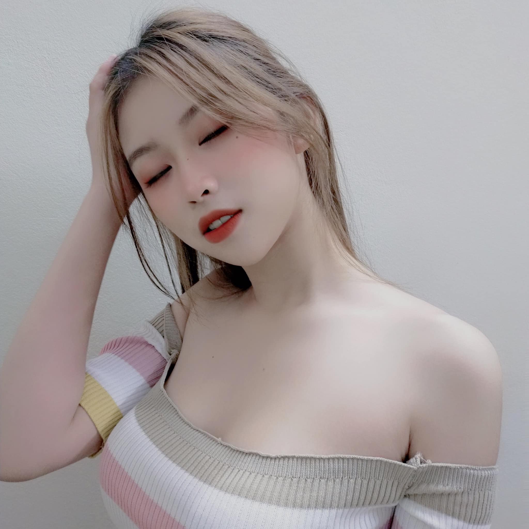 Vũ Thùy Linh vuthuylinhh.0106 Hot facebook, Hot Instagram, Girl sexy, Girl dễ thương