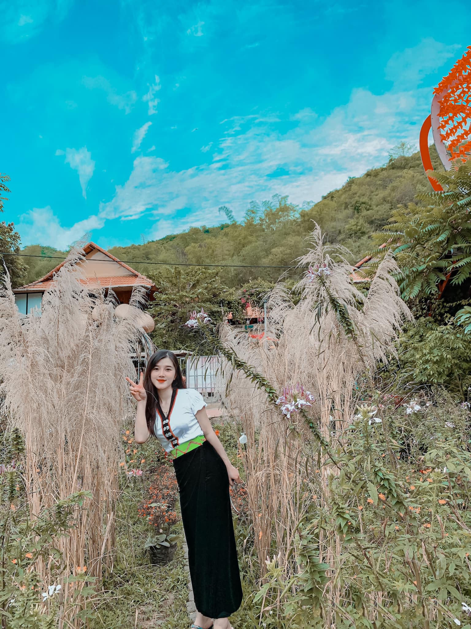 Vy Thỏ id=100013023824458