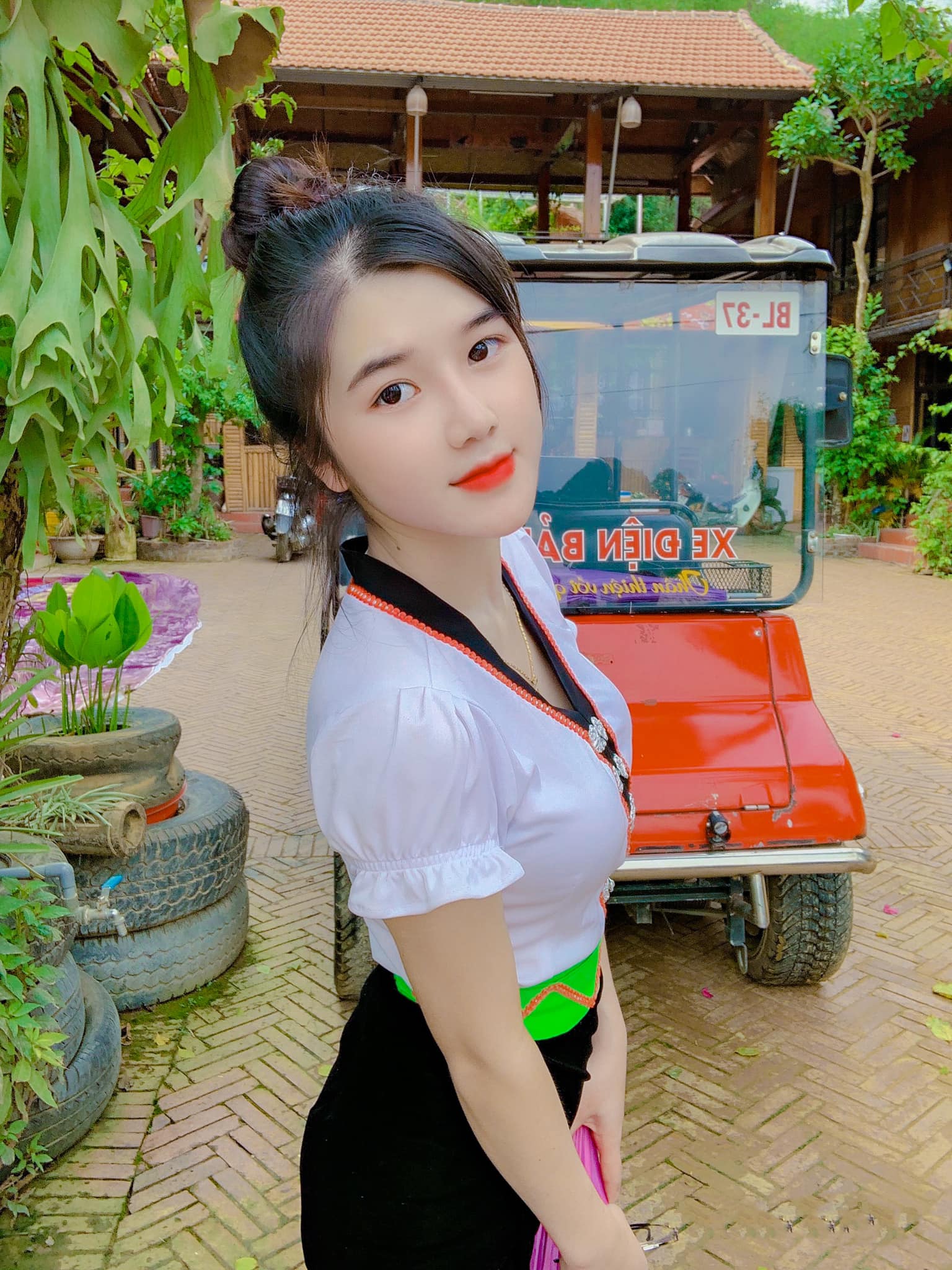 Vy Thỏ id=100013023824458
